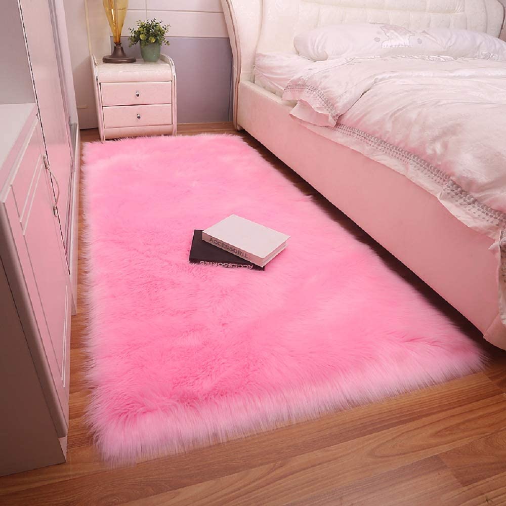 Faux Fur Bedside Runners, Luxury Fluffy Runner – 60×150 cm – 2×5 feet