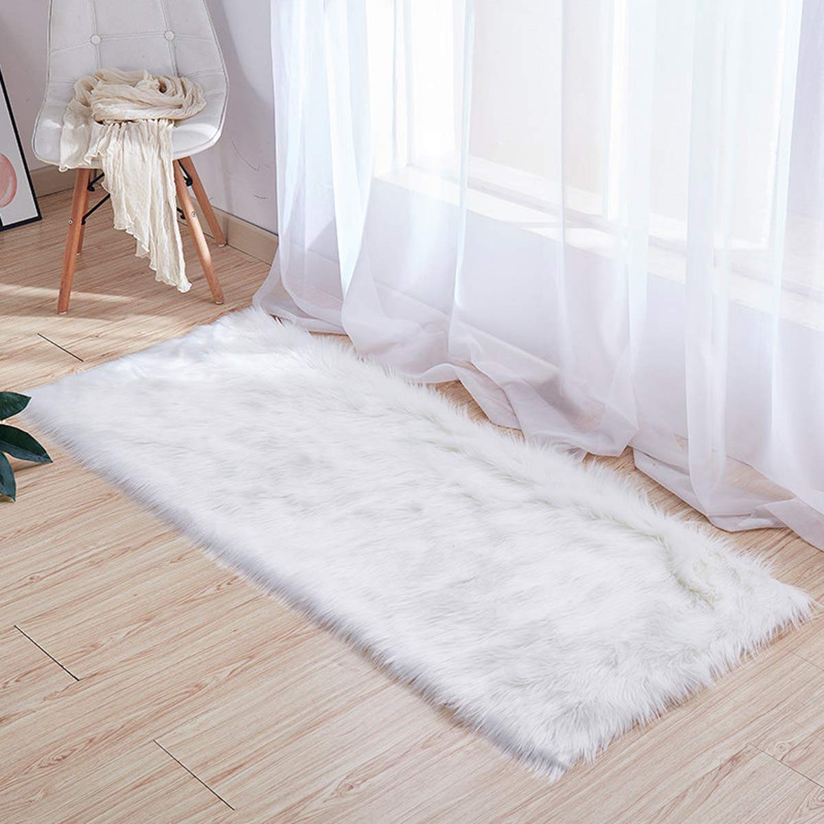 Faux Fur Bedside Runners, Luxury Fluffy Runner – 60×150 cm – 2×5 feet