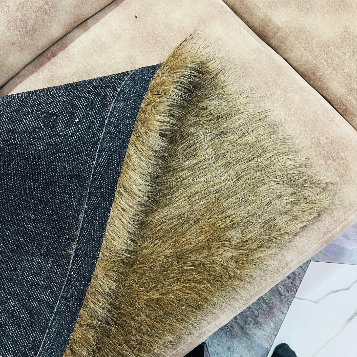 Animal Faux Fur Sofa Mat , Door mat, Luxury Fluffy Mat – 60×90 cm ( 2 Feet x 3 Feet )