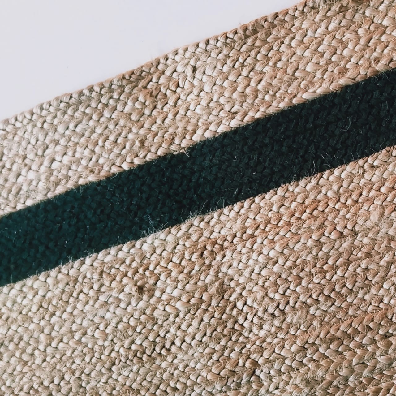 Black-Jute3.jpeg