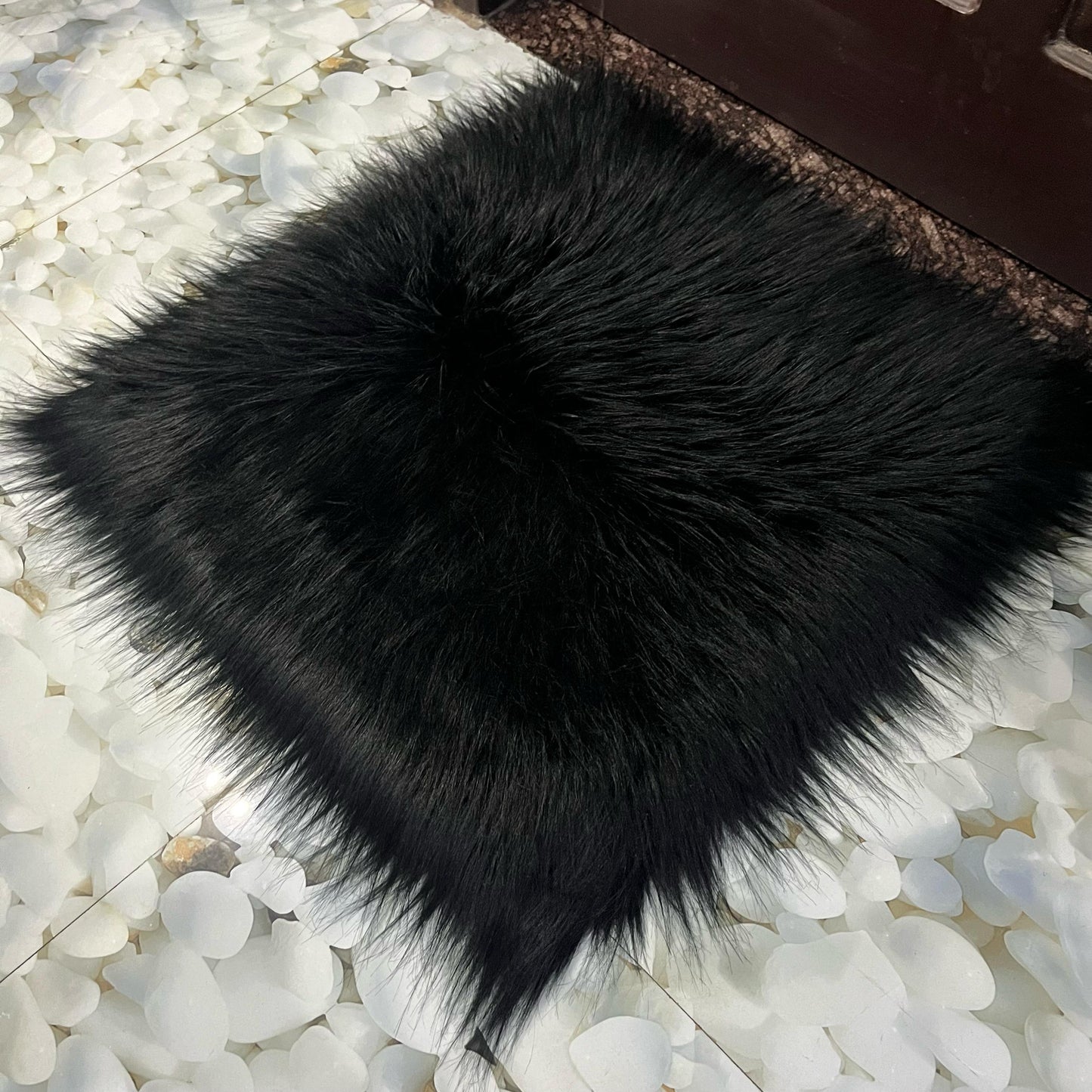 Black Faux Fur Sofa Mat , Door mat, Luxury Fluffy Mat – 60×60 cm ( 2 Feet x 2 Feet )