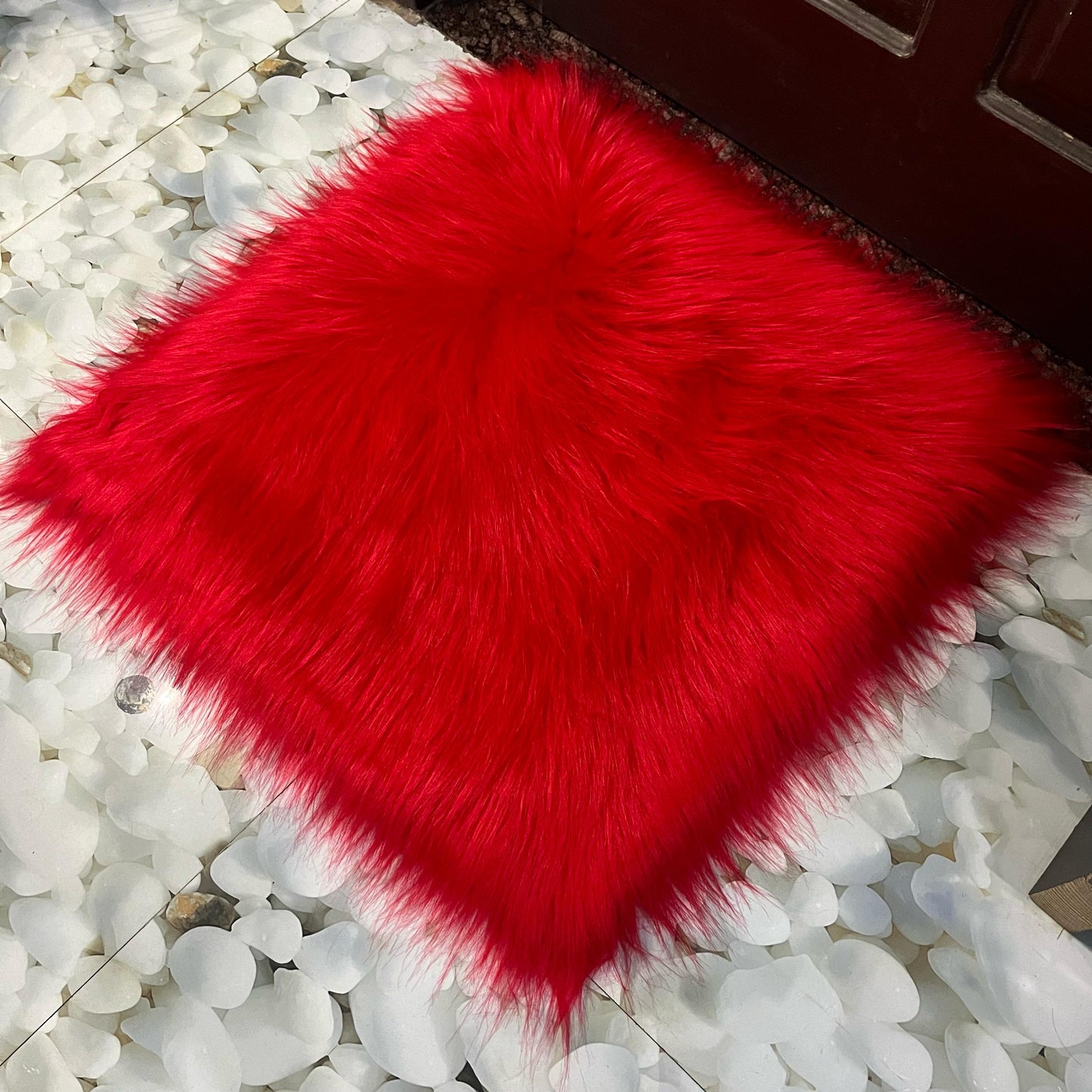 Red Faux Fur Sofa Mat , Door mat, Luxury Fluffy Mat – 60×60 cm ( 2 Feet x 2 Feet )