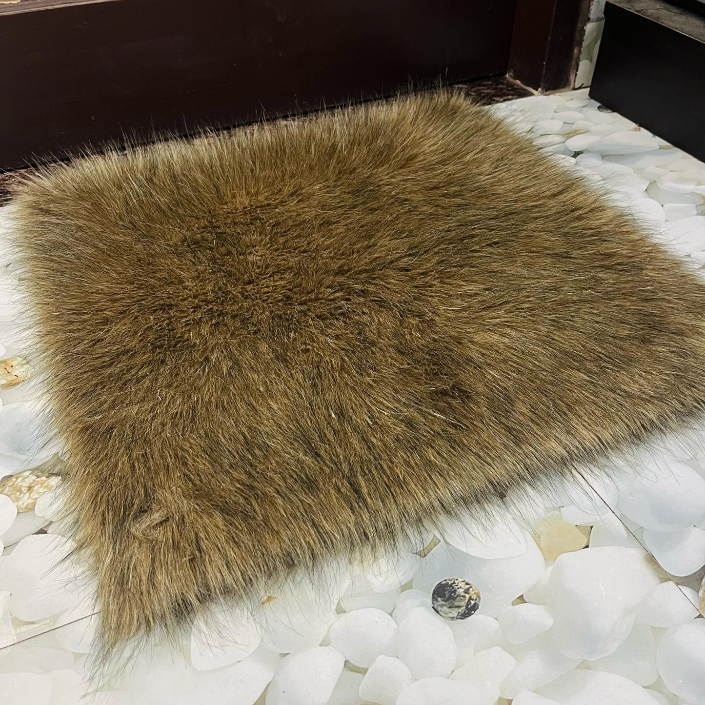 Animal Faux Fur Sofa Mat , Door mat, Luxury Fluffy Mat – 60×60 cm ( 2 Feet x 2 Feet )