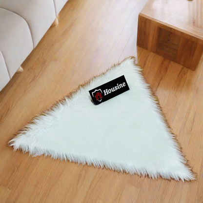 White Triangle Faux Fur Rug, Luxury Fluffy Mat -(90×90) cm