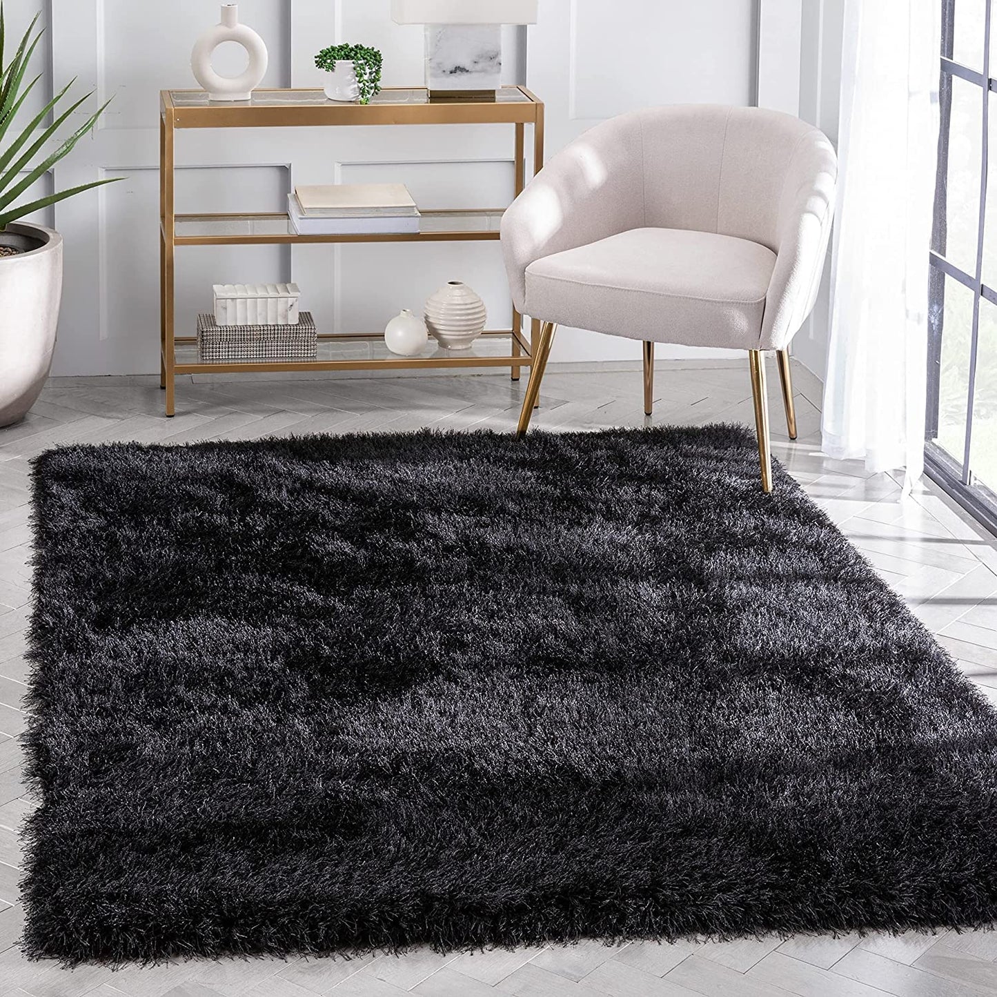 Luxurious Black Plain Shaggy Area Rug – High-Density Microfiber Non-Slip Floor Mat for Home & Office Accent