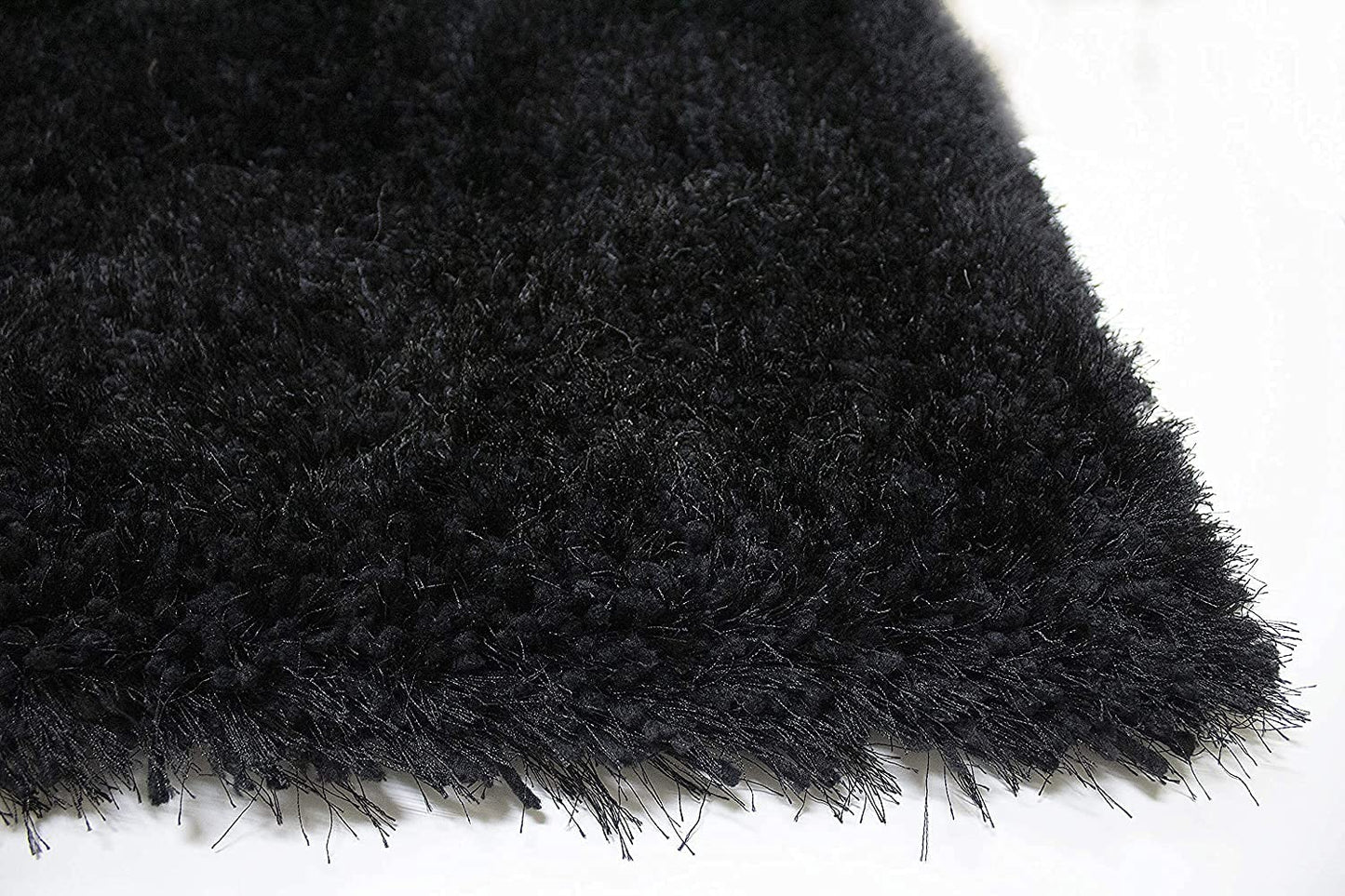 Luxurious Black Plain Shaggy Area Rug – High-Density Microfiber Non-Slip Floor Mat for Home & Office Accent