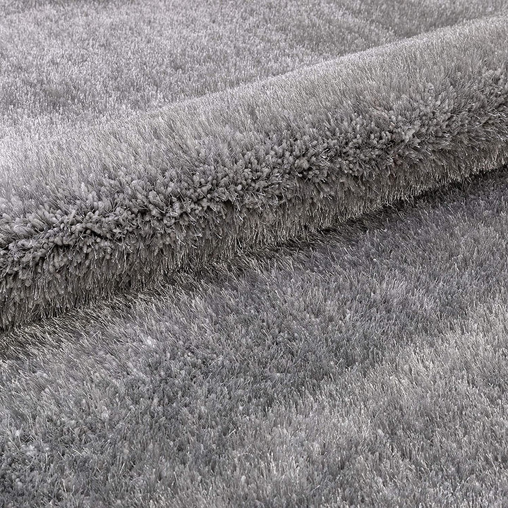 Premium Microfiber Shaggy Area Rug – Ultra Soft Fluffy Silver Carpet Mat for Living Room & Bedroom Floor Decor
