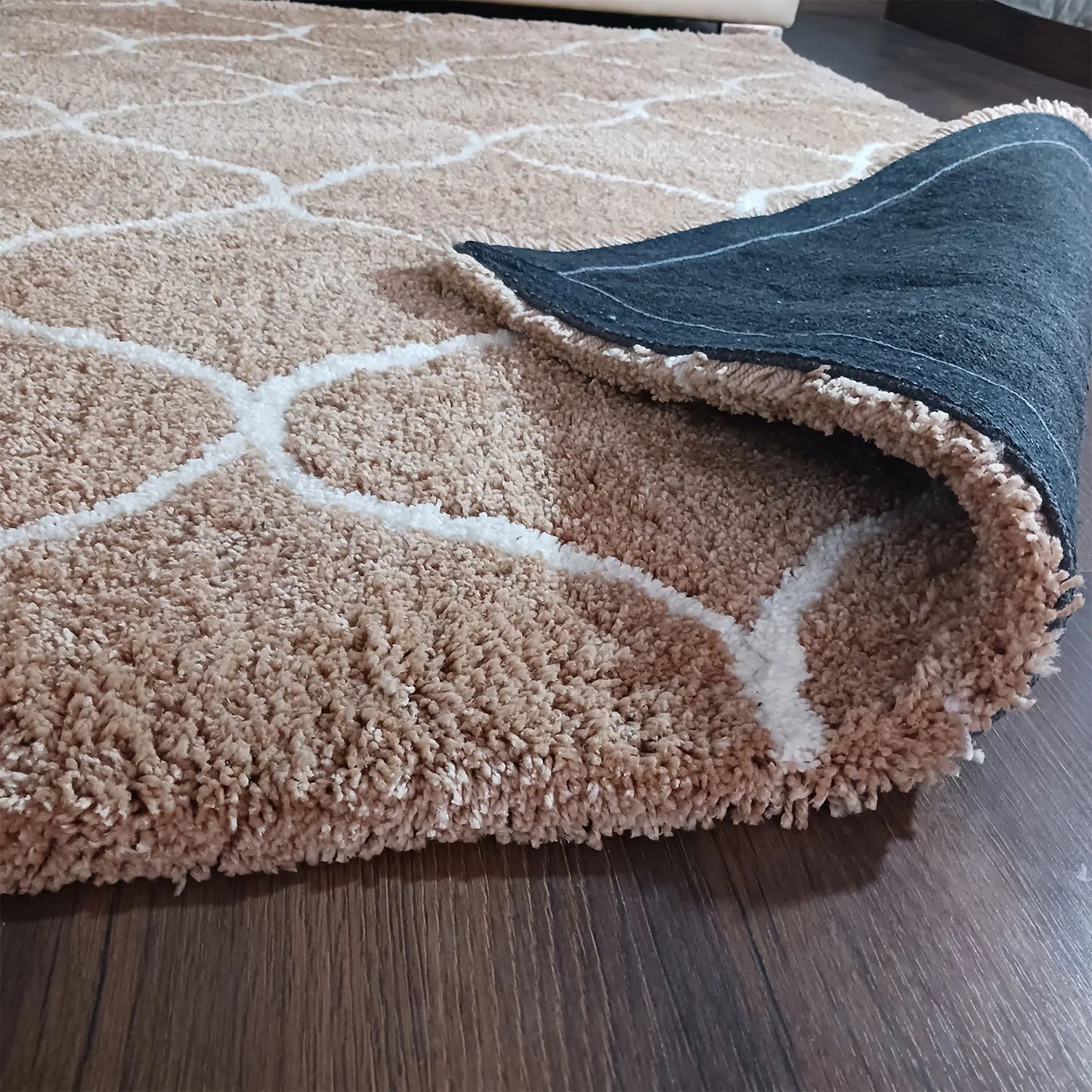 Premium Microfiber Shaggy Area Rug – Ultra Soft Geometric Trellis Fluffy Carpet for Living Room & Bedroom