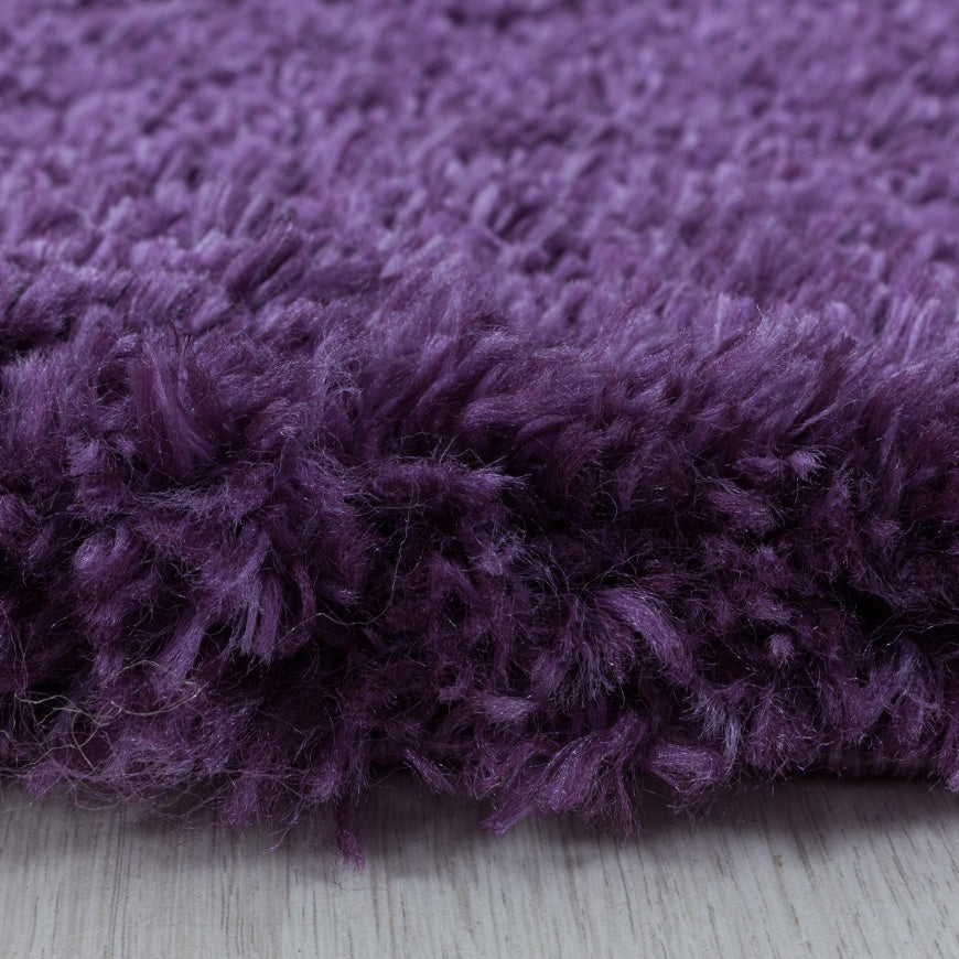 Luxury Super Soft Microfiber Shaggy Area Rug – Thick Plush Velvet Carpet with Durable Anti-Slip Backing for Living Room, Bedroom, and Home Decor (Deep Purple)